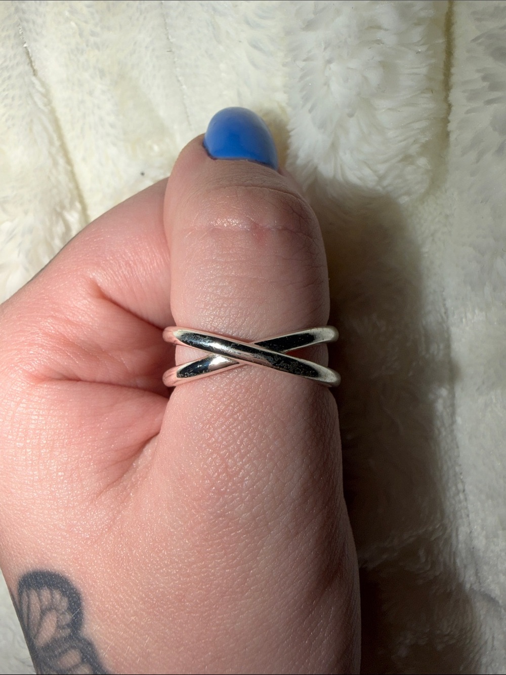 Classic Silver Crisscross Ring - Evry Jewels